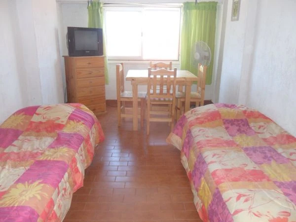 Monoambiente en 2do Piso por Ascensor - A 1 cuadra del mar - a 4 cuadras de San Bernardo - Departamento en Costa Azul