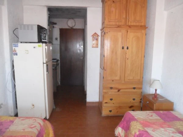 Monoambiente en 2do Piso por Ascensor - A 1 cuadra del mar - a 4 cuadras de San Bernardo - Departamento en Costa Azul