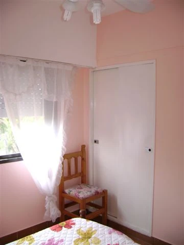 2 Ambientes en 3er Piso - Balcon a la Calle - Cochera Interna dentro del Edificio - A 3 cuadras del mar - a 2 cuadras de la peatonal - Departamento en San Bernardo