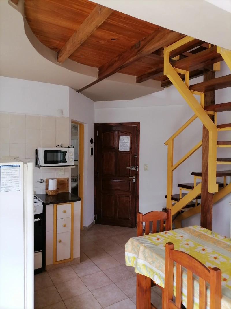 2 Ambientes - Estacionamiento - Barrio San Rafael - A 1 cuadra de la playa - Casa/Chalet en Mar de Ajó