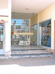 2 Ambientes - 1er Piso a la Calle - Pleno Centro - A 2 cuadras de la playa - Departamento en Santa Teresita