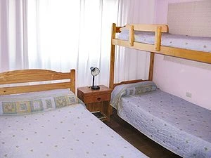 2 Ambientes - 1er Piso a la Calle - Pleno Centro - A 2 cuadras de la playa - Departamento en Santa Teresita