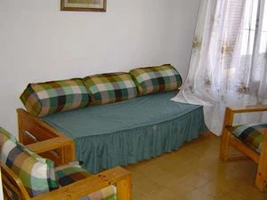 4 Ambientes - Perfecto Estado - Entrada de Auto - A ½ cuadra del mar - Dúplex/Tríplex en La Lucila del Mar