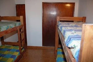 3 Ambientes en Excelente Estado - Cochera para 3 Autos - A 6 cuadras del mar - a metros de San Bernardo - Dúplex/Tríplex en Mar de Ajó