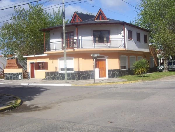 El Descanso - 2 Ambientes con Estacionamiento - A 2 cuadras del mar - a 6 cuadras de San Bernardo - a 8 cuadras del centro - Departamento en Mar de Ajó