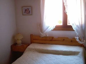 3 Ambientes con Cochera Abierta - Excelente Ubicación - A 5 cuadras del mar - a 3 cuadras de Av. San Bernardo - Dúplex/Tríplex en San Bernardo
