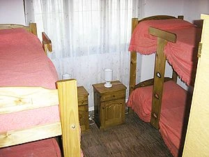 Complejo: Tipo Casa Bajo un Techo de Chalet - a 3 cuadras de la playa - Departamento en Mar del Tuyú