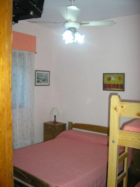 Complejo: Tipo Casa Bajo un Techo de Chalet - a 3 cuadras de la playa - Departamento en Mar del Tuyú