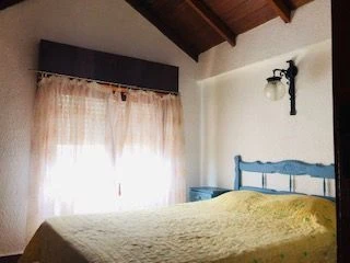 4 Ambientes con Entrada de Auto y Cochera - Muy Amplio - a 5 cuadras del mar - zona residencial centrica - Dúplex/Tríplex en San Bernardo