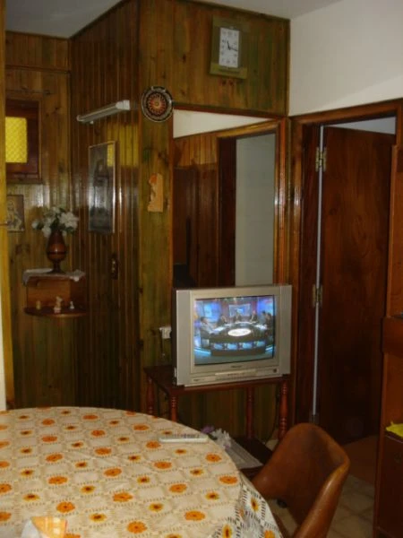 5 Ambientes en Excelente Estado - Cochera Cerrada y Descubierta - A 4 cuadras del mar - Casa/Chalet en Costa Azul