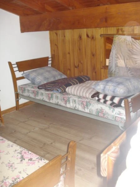 5 Ambientes en Excelente Estado - Cochera Cerrada y Descubierta - A 4 cuadras del mar - Casa/Chalet en Costa Azul