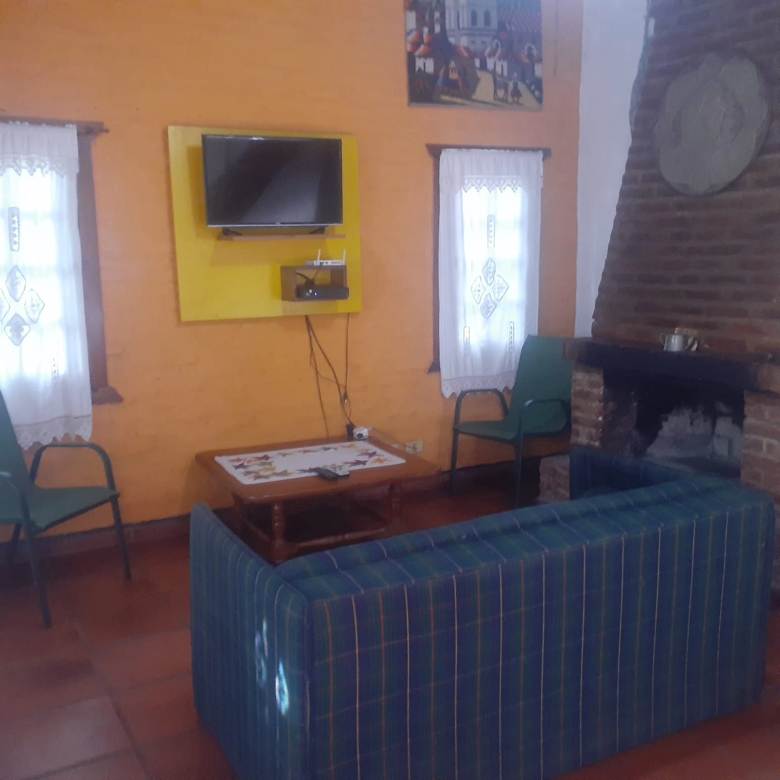 4 Ambientes - Garage Cerrado - Muy Amplio Parque - A 2 cuadras del mar - Casa/Chalet en Aguas Verdes
