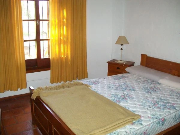 3 Ambientes Muy Luminosos - Excelente Ubicación - Garage - A 2 cuadras del mar - a 1 cuadra de la calle principal - Casa/Chalet en La Lucila del Mar