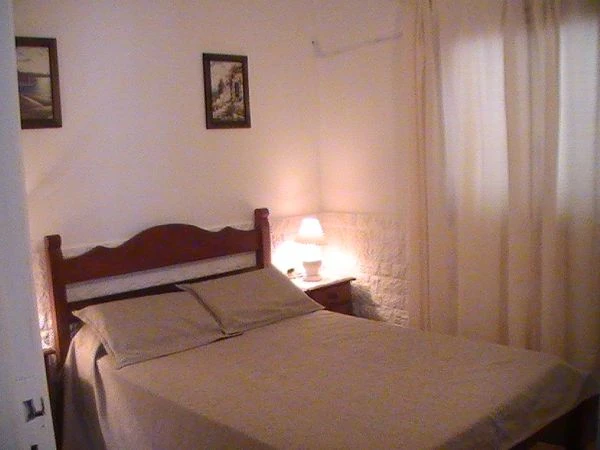 3 Ambientes Muy Comodos - Entrada de auto - Calle Asfaltada - A 2 cuadras del mar - a 4 cuadras del muelle de pesca - a 4 cuadras del centro comercial - Casa/Chalet en La Lucila del Mar