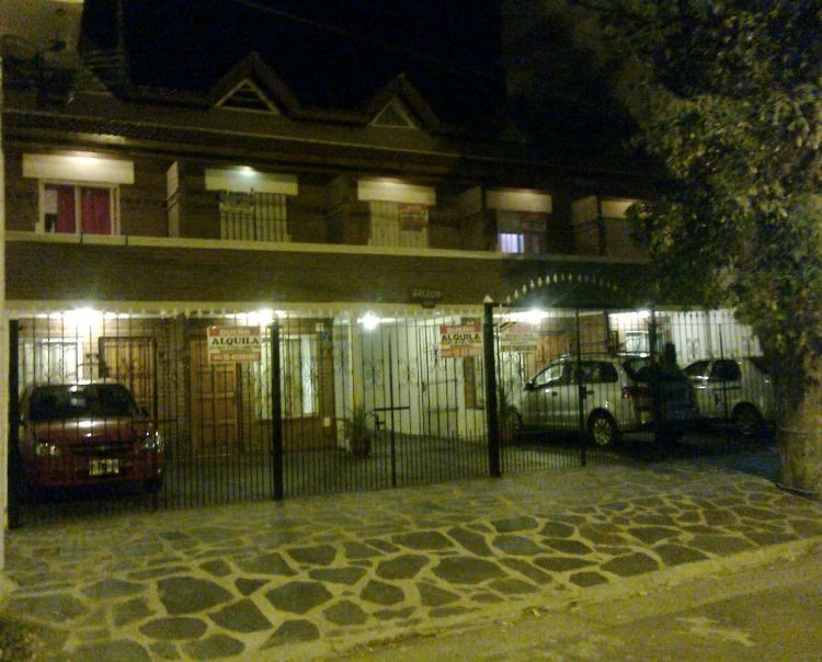 Alquiler en Complejo: El Galeon - Todos los Servicios - Cochera - A 4 cuadras del mar - a 3 de la peatonal - Dúplex/Tríplex en San Bernardo