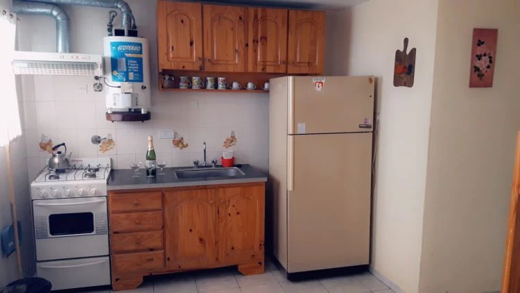 2 Ambientes con Parrilla - Atendido por sus Dueños - A 1 cuadra del centro - a 2 cuadras del mar - lugar muy tranquilo y seguro - Departamento en San Bernardo