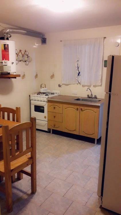 2 Ambientes con Parrilla - Atendido por sus Dueños - A 1 cuadra del centro - a 2 cuadras del mar - lugar muy tranquilo y seguro - Departamento en San Bernardo