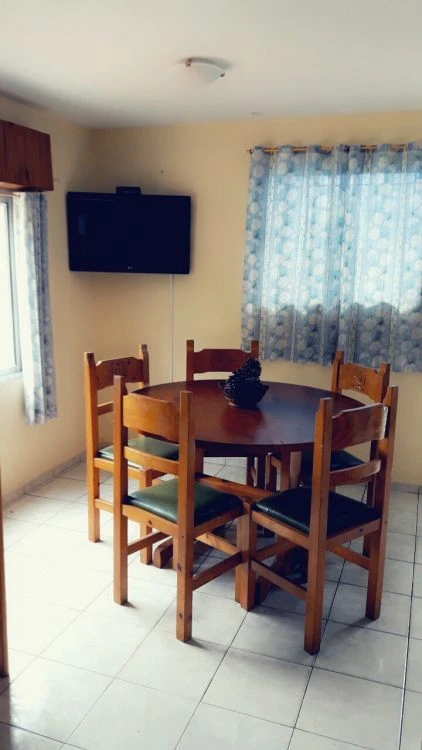 2 Ambientes con Parrilla - Atendido por sus Dueños - A 1 cuadra del centro - a 2 cuadras del mar - lugar muy tranquilo y seguro - Departamento en San Bernardo