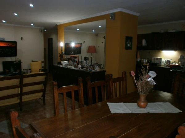 3 Ambientes - Muy luminoso - Sol Todo el Día - A 6 cuadras del mar - a 1 cuadra de la plaza - Casa/Chalet en Mar de Ajó