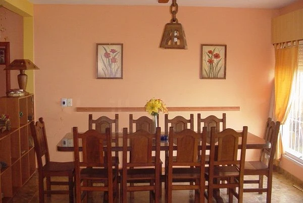Excelente casa 5 ambientes en pleno centro! - Se alquila sólo por quincena completa y sólo a través de este aviso - Casa/Chalet en San Bernardo