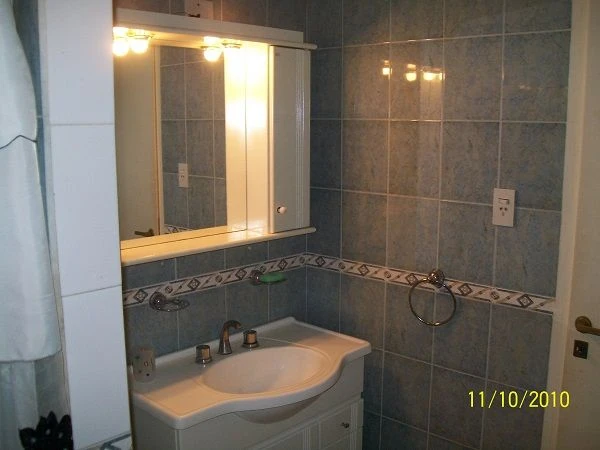 Excelente casa 5 ambientes en pleno centro! - Se alquila sólo por quincena completa y sólo a través de este aviso - Casa/Chalet en San Bernardo