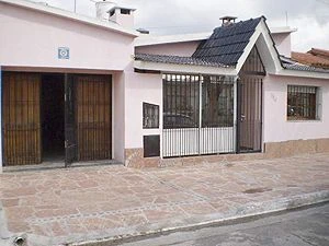 DEPARTAMENTOS PARA 4 O 6 PERSONAS - A 5 CUADRAS DEL MAR Y DE LA PEATONAL - Departamento en Santa Teresita