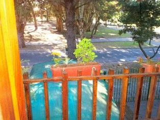 4 Ambientes - Hermosa zona Residencial - Frente a la Plaza Don Bosco - Entrada para Coche - A 4 cuadras del mar - a 3 cuadras de la peatonal - a 6 de la Av. San Bernardo - Dúplex/Tríplex en San Bernardo