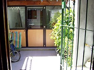 3 Ambientes - Cochera con Rejas en su Frente - A 5 cuadras del mar - a 1 cuadra de la plaza principal - Dúplex/Tríplex en San Bernardo