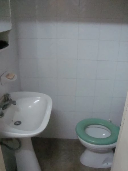 3 Ambientes - Cochera con Rejas en su Frente - A 5 cuadras del mar - a 1 cuadra de la plaza principal - Dúplex/Tríplex en San Bernardo