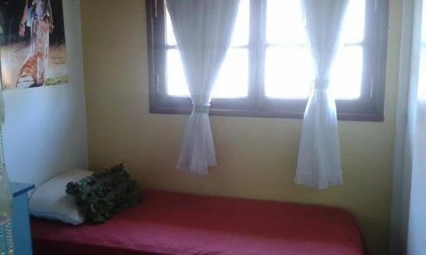 3 Ambientes - Cochera con Rejas en su Frente - A 5 cuadras del mar - a 1 cuadra de la plaza principal - Dúplex/Tríplex en San Bernardo