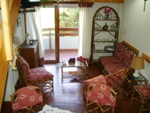 3½ Ambientes en 3er Piso por Escalera - Cochera Individual en Edificio - A 1½ cuadra de Av. San Bernardo - a 3 cuadras de la peatonal - a 4 cuadras de playa - Departamento en San Bernardo