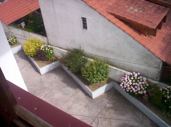 3½ Ambientes en 3er Piso por Escalera - Cochera Individual en Edificio - A 1½ cuadra de Av. San Bernardo - a 3 cuadras de la peatonal - a 4 cuadras de playa - Departamento en San Bernardo