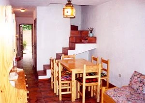 En Excelente Zona - A 2 cuadras del mar - Dúplex/Tríplex en Costa Azul