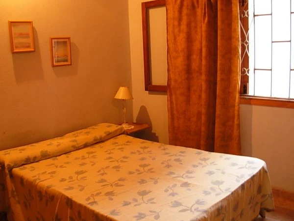 5 Ambientes con Entrada de Auto - Atendido por sus Dueños - A 4 cuadras de la playa - Casa/Chalet en San Bernardo