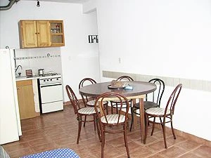 Ambiente Familiar - Atendido por sus Dueños - A 2 cuadras del mar - vea nuestras promociones - Departamento en Mar del Tuyú