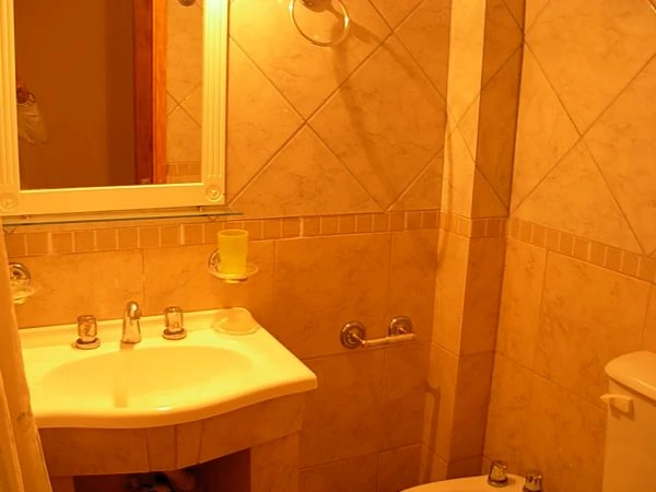 3 Ambientes con Entrada de Auto - Atendido por sus Dueños - A 4 cuadras de la playa - Dúplex/Tríplex en San Bernardo