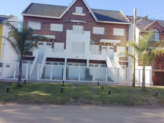 4 Ambientes al Frente en Complejo Residencial - Cochera Cubierta y Descubierta - Zona Norte - Ubicado a 4 Cuadras del mar, Balneario Sancay - Dúplex/Tríplex en San Bernardo