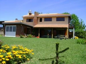 4 Ambientes con Garage - Barrio Los Acantilados - A 7 cuadras del mar - Casa/Chalet en Mar del Plata