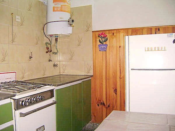 4 Ambientes en 1er Piso a la Calle - Luminoso - Pleno centro - a 5 cuadras del mar - Departamento en Mar de Ajó