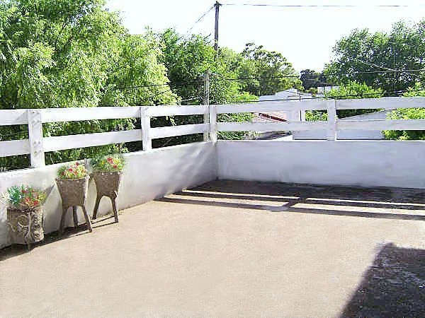4 Ambientes en 1er Piso a la Calle - Luminoso - Pleno centro - a 5 cuadras del mar - Departamento en Mar de Ajó