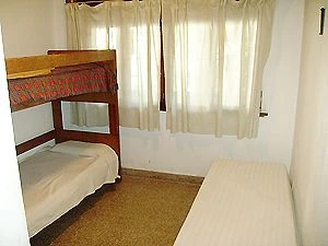 3 Ambientes con Entrada de Coche - Barrio el Silvio - Jardin con Arboles y Plantas - A 4 cuadras del mar - Casa/Chalet en Mar de Ajó