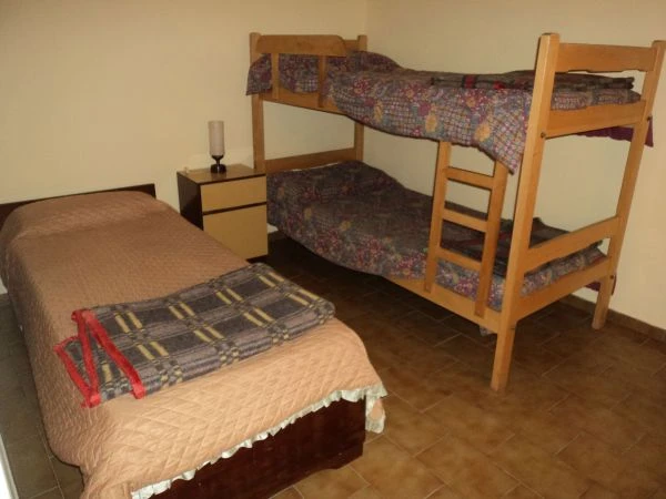 3 Ambientes con Entrada de Auto - Excelente Ubicacion - A 3 cuadras del mar - a 4 cuadras del centro - a 1 cuadra de la zona del golf - Departamento en Santa Teresita