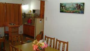 Casa 3 ambientes - Unidad Funcional 1 al frente hasta 5 Personas - A 2 cuadras de la peatonal - a 3 cuadras del mar - Casa/Chalet en Santa Teresita