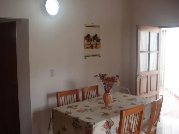 3 Ambientes - Entrada de Auto - Muy Luminoso - A 5 cuadras del mar - a ½ del asfalto - Dúplex/Tríplex en La Lucila del Mar