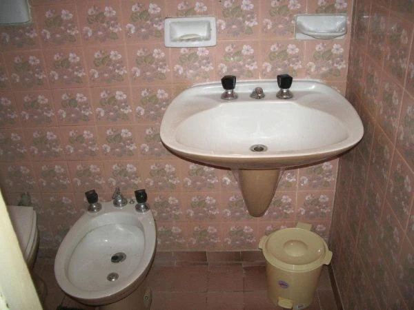 Monoambiente en 3er Piso por Ascensor - Ideal Parejas o Matrimonios - Vista al Mar desde Ventana - A ½ cuadra de Chiozza - a 1 cuadra del mar - Departamento en San Bernardo
