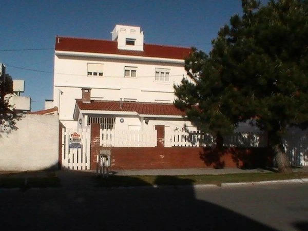 Complejo: 2 Ambientes en Edificio - Excelente Ubicación - A 2 cuadras del mar - a 3 cuadras del centro - a 3 cuadras del muelle de pesca - Departamento en La Lucila del Mar