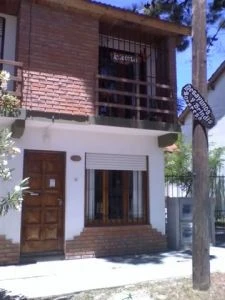 4 Ambientes - Muy Luminoso - Excelente ubicación - A 2 cuadras de Av. San Bernardo - a 2 cuadras de la plaza la familia - Dúplex/Tríplex en San Bernardo