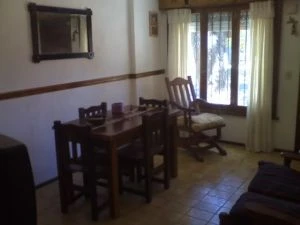 4 Ambientes - Muy Luminoso - Excelente ubicación - A 2 cuadras de Av. San Bernardo - a 2 cuadras de la plaza la familia - Dúplex/Tríplex en San Bernardo