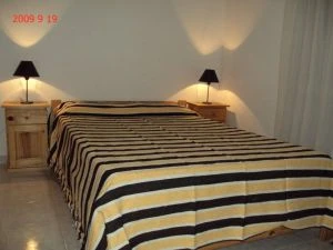 4 Ambientes - Entrada de Auto al Frente - Atendido por sus Dueños - Barrio el Silvio - A 2 cuadras del mar - Dúplex/Tríplex en Mar de Ajó