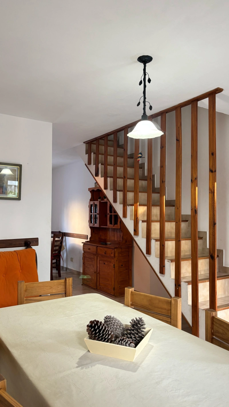 4 Ambientes - Entrada de Auto - Atendido por sus Dueños - A 3 cuadras del mar - Dúplex/Tríplex en La Lucila del Mar